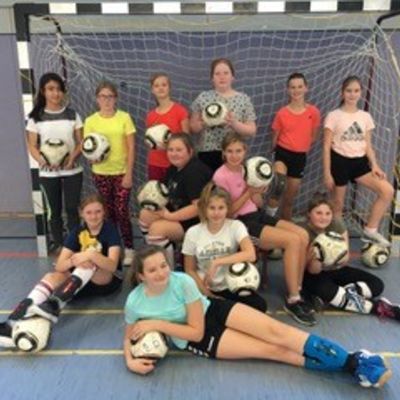 Ganztagsschule Mädchenfußball