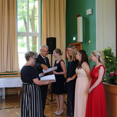 Zeugnis&uuml;bergabe Klasse 10